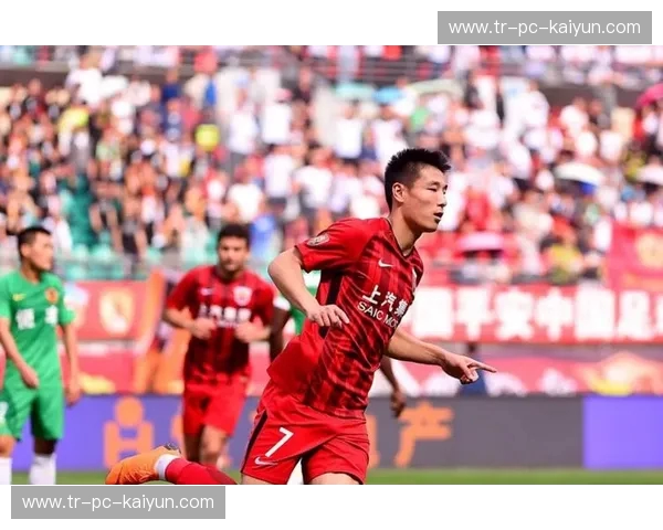 当绿茵场燃起战火：累体育与弗拉门戈的宿命对决，激情与荣耀的史诗篇章